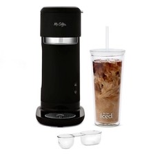 Cafetera helada y caliente Mr. Coffee con vaso de 22 onzas - negra