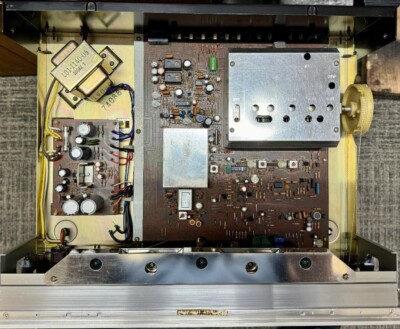 KENWOOD KT-8000/7-row variable capacitor FM stereo tuner KENWOOD KT-8000/7-row variable capacitor FM stereo tuner