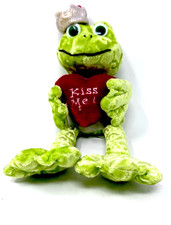 PLUSH APPEAL KISS ME GREEN FROG PRINCE TOY