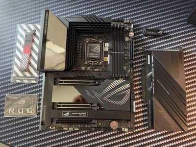 ASUS ROG Maximus Z790 Hero LGA 1700 ATX Intel Gaming Motherboard sehr gut