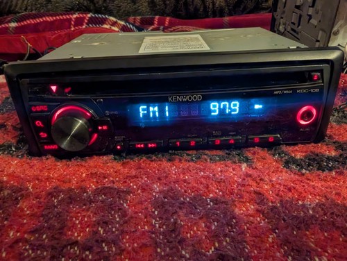 Kenwood KDC-108 CD MP3 WMA Player In Dash Aux Input Receiver Detachable Face