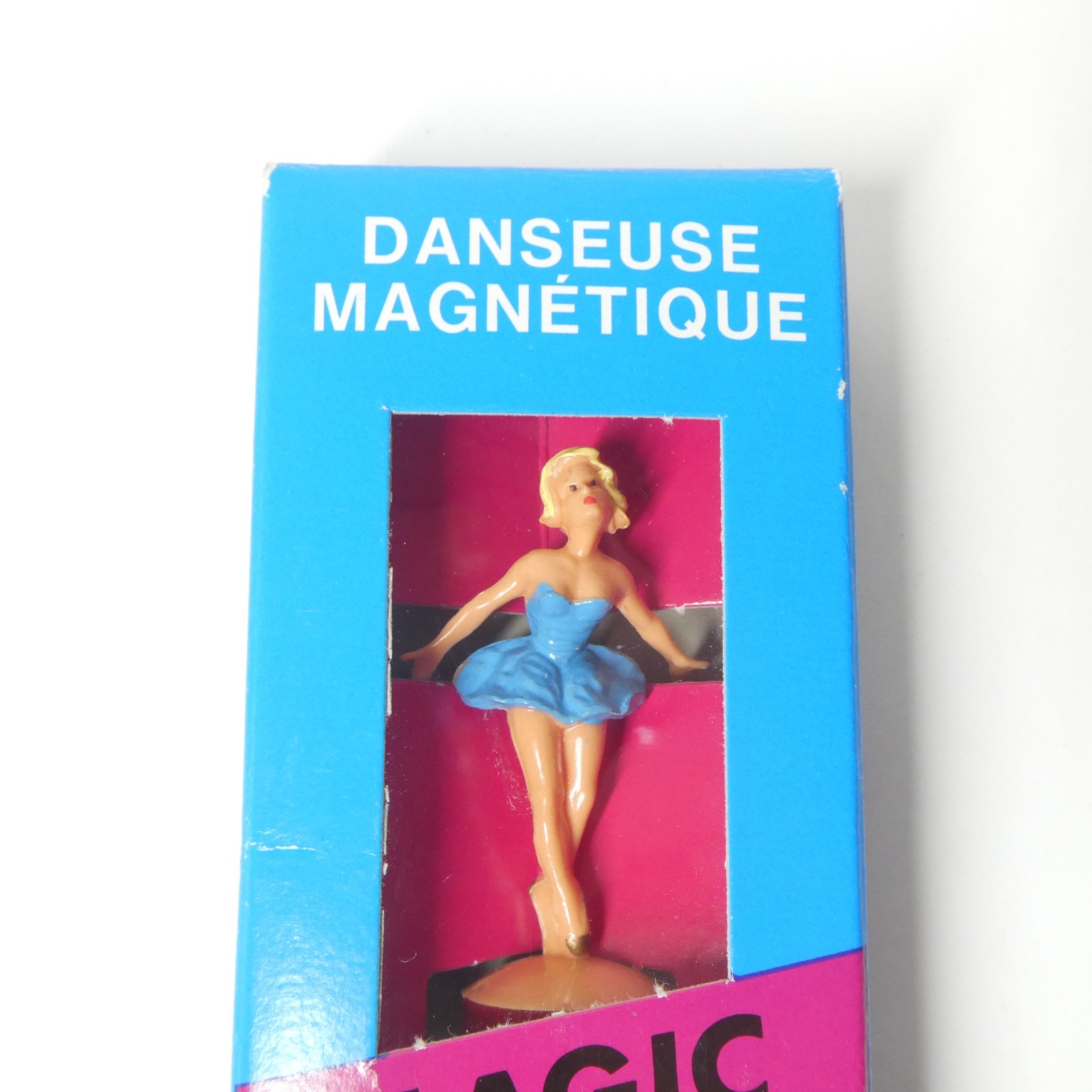 Foto 2 di 9