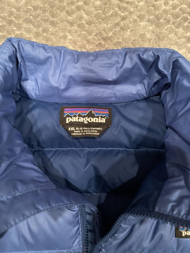 Boys XXL 16-18 Patagonia Blue Down Sweater Zip Up Jacket - Image 2 of 4