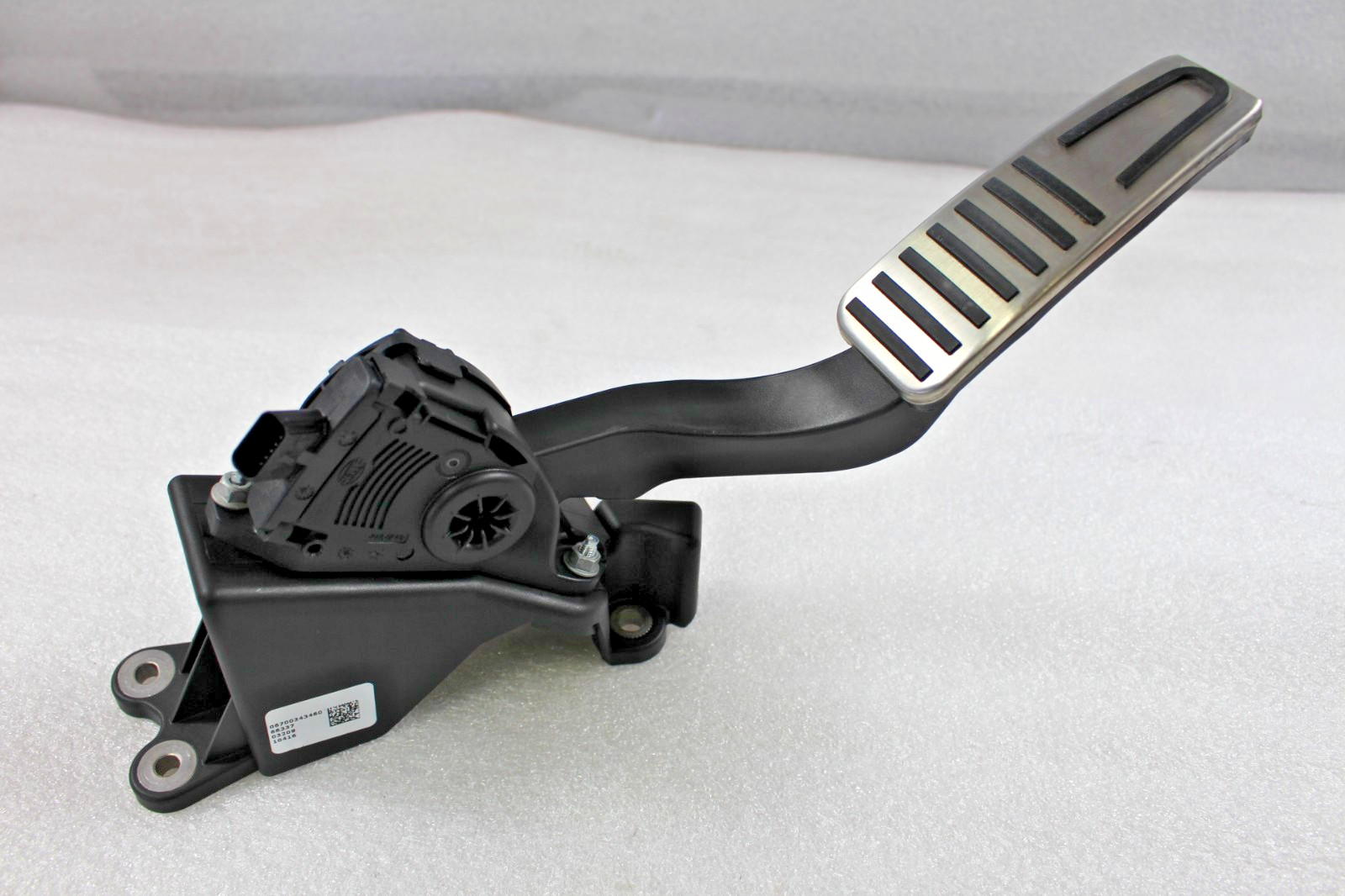 Maserati Ghibli, Levante, Accelerator Pedal, Used, P/N 670034346