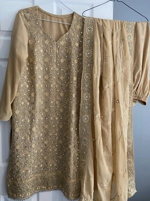 Asian Party/Wedding Wear - Image 1 of 4