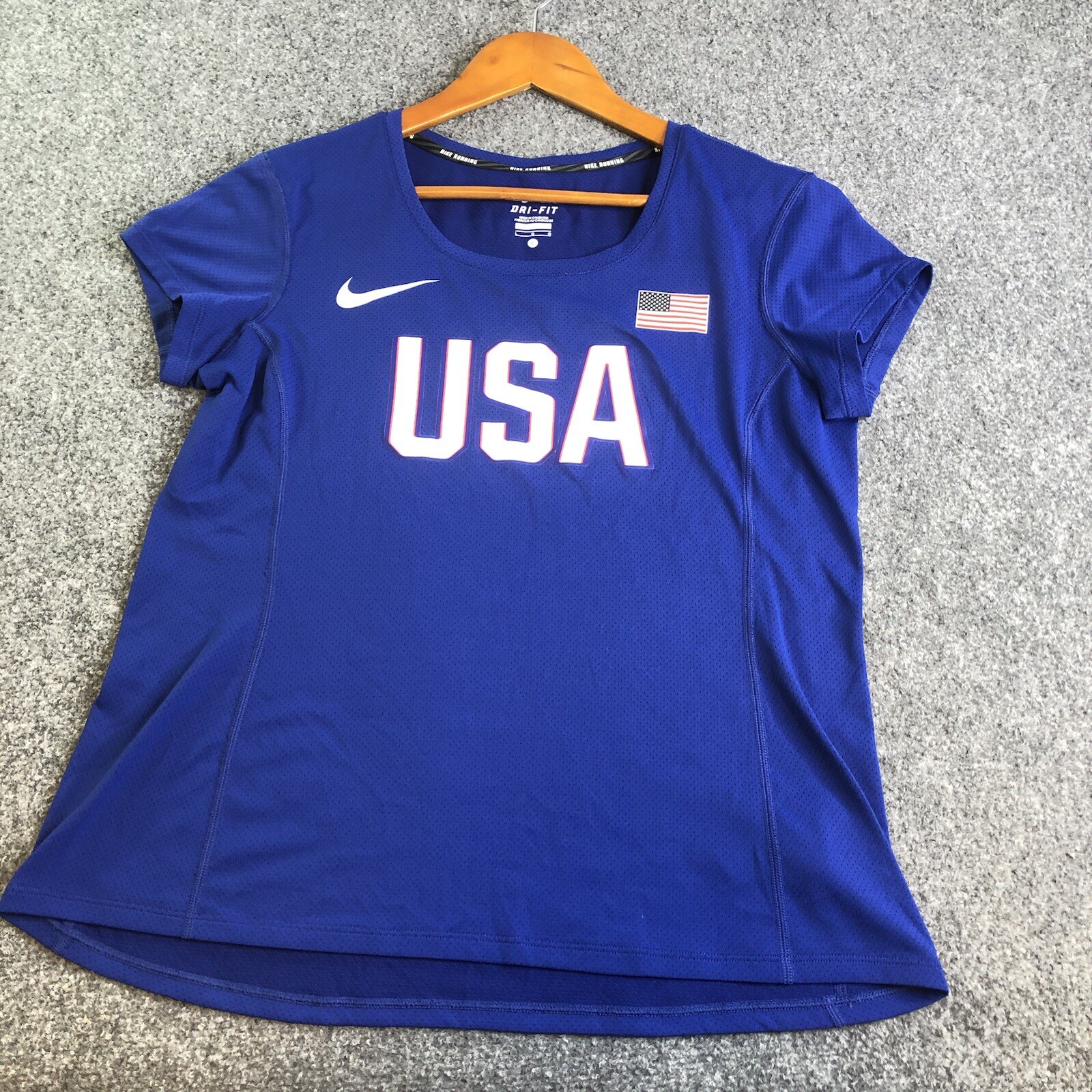 Picture 1 of 10