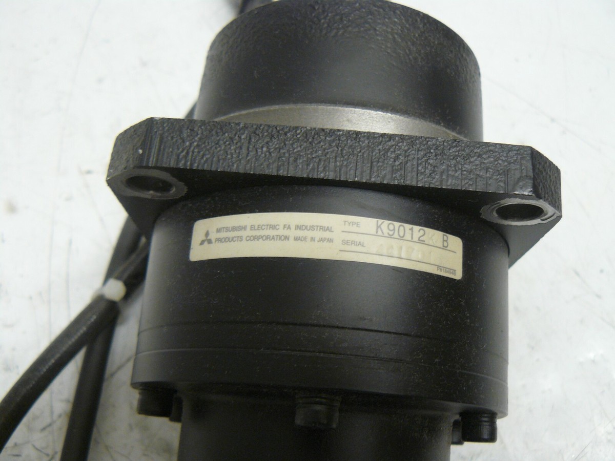 MITSUBISHI HC-MFS43G1K AC SERVO MOTOR 3000 RPM INPUT 3AC MITSUBISHI HC-MFS43G1K AC SERVO MOTOR 3000 RPM INPUT 3AC