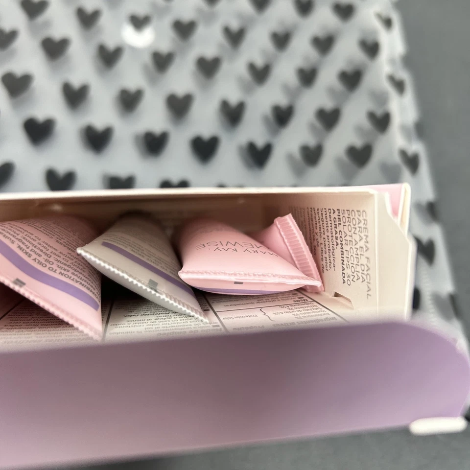 MARY KAY TIMEWISE MIRACLE SET 3D ~ THE GO/TRAVEL SET COMBINACIÓN PIEL GRASA CADUCIDAD Foto 3 de 4