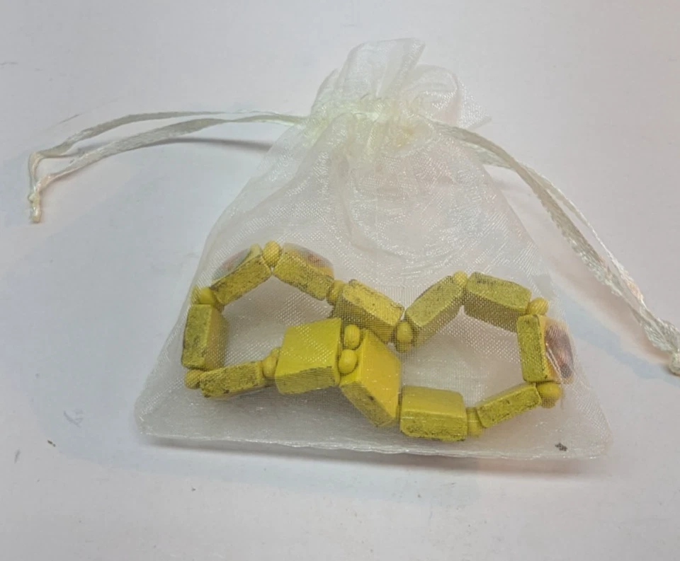 Pulsera Santa Madera Amarilla Pulsera Jesús Todos los Santos Pulsera Flexible Elástica Foto 4 de 4