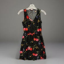 Old Navy Women Black Floral Swing Dress Size XS Sleeveless Defined Waist V-Neck