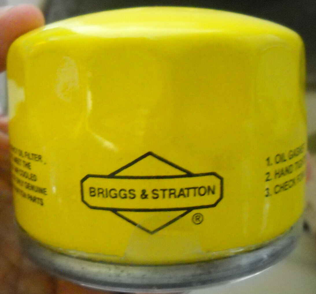 BRAND NEW BRIGGS+STRATTON OIL FILTER NIB MODEL 696854