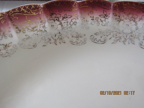 Sebring Pottery Co. Chantilly 22K Gold - Mandarin Maroon 11in Platter - Picture 3 of 12