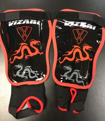 Vizari Feldausrüstung Fußball Schienbeinschoner Fußball Paar Medium Dragons Rot Neu M - Bild 3 von 5