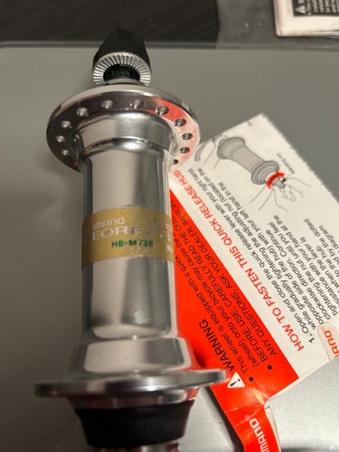 NOS Shimano Deore XT HB-M738 32H Front Hub Rim Brake QR 100mm Silver NEW - Picture 5 of 6