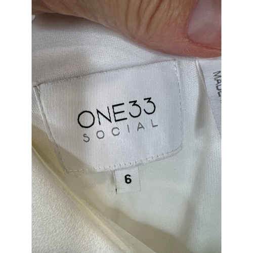 One-Shoulder White Mini Dress With Fringe Detail By One33 Social Size 6 - Picture 4 of 12