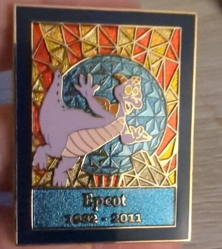 Disney Trading Pins 83761 WDW - 2011 Jahrespassinhaber exklusiv - 40. Jahrestag