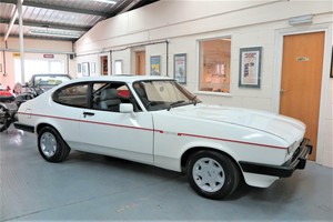 1985-Ford-Capri-2-8i-Injection-Special-Diamond-White