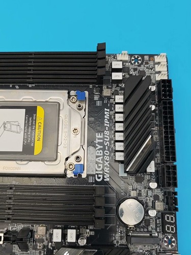 FOR GIGABYTE WRX80-SU8-IPMI DDR4*8 AMD 1024GB CEB Motherboard Test OK - Picture 5 of 8