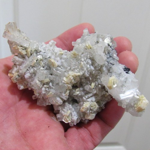 SUPER AESTHETIC DISPLAY GOSHENITE BERYL CRYSTAL CLUSTER!!! ERONGO NAMIBIA - Picture 7 of 7