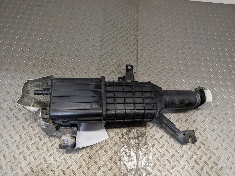 08-20 道奇 CARAVAN 燃油蒸汽炭罐 1164363 — 第 4/4 张图片