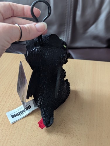 How to train your Dragon - Toothless plushie/soft toy key ring - Picture 4 of 7
