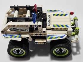 Lego Technic Model Police: Police Interceptor 42047 Loose Incomplete Toy Car 