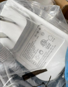 ASLP67A-240090 24V 0.9A Monitor Netzteiladapter Ladegerät