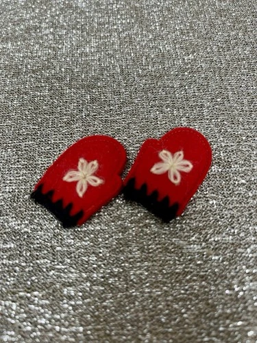 Vintage Ideal Tammy Figure 8 #9212 Mittens