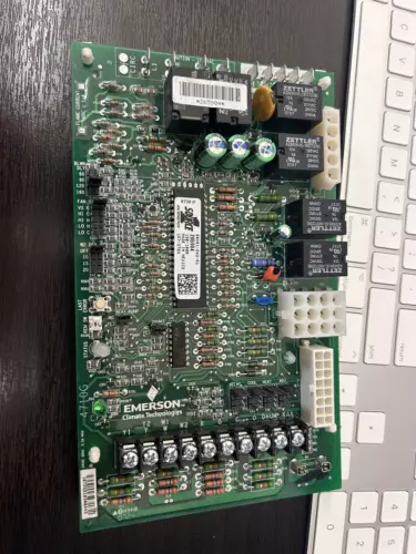 York 50V51-243-91 Furnace Control Board