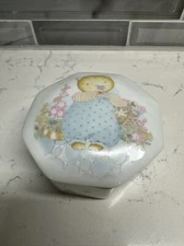 Special Gifts Crowning Touch Ceramic Kitty Cat Trinket Dish w/Lid.   Very Cute!