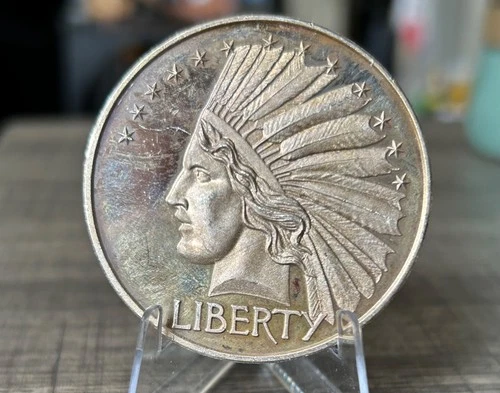 VINTAGE INTAGLIO MINT LIBERTY ART ROUND  - TWO OUNCE.999 FINE SILVER