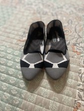 Skechers Women's Cleo Sherlock Black/White Slip On Flats Size 6