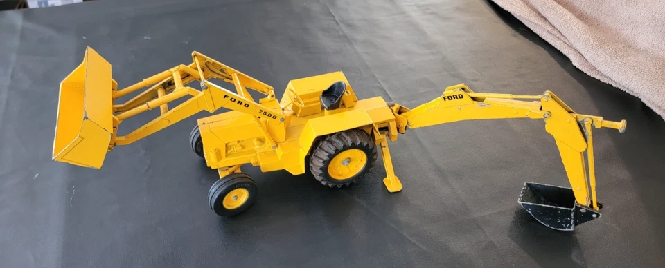 Vintage - Ertl - Ford 7500 Tractor w/Long Backhoe & Front Loader - Diecast Metal - Image 2 of 4