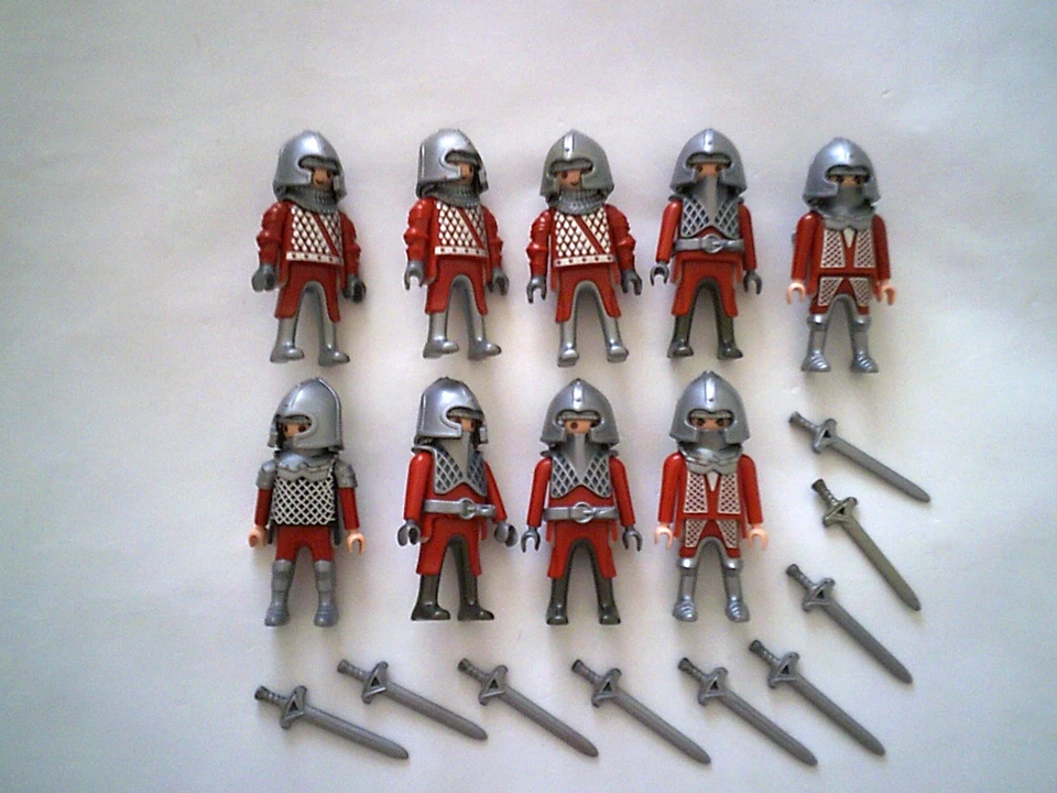 LOT DE PLAYMOBIL   * 9 CHEVALIERS VETUS DE GRIS ET ROUGE + ACCESSOIRES  * - Photo 1/1
