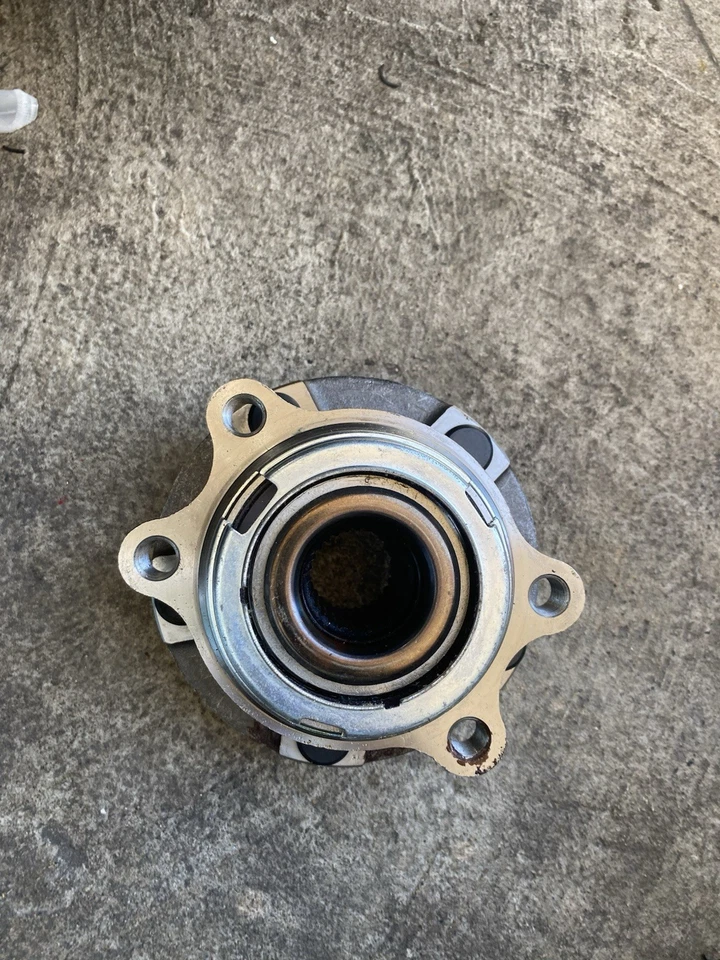 Wheel Hub Assembly with Studs Automotive Replacement Part - Image 3 of 4