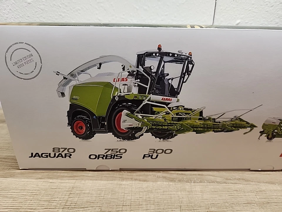 1/32 Claas Jaguar 870 Chopper  Made By Wiking 1 Of 4000 Limited Edition  - Image 3 of 4