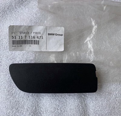 BMW Genuine New E53 LCI X5 Front Left Towing Eye Cover Part: 51117116671
