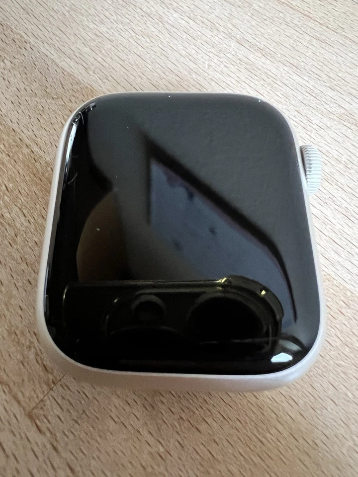 Apple Watch Series 9 41mm Starlight Aluminium GPS , Cypress Sport Loop - Bild 3 von 4