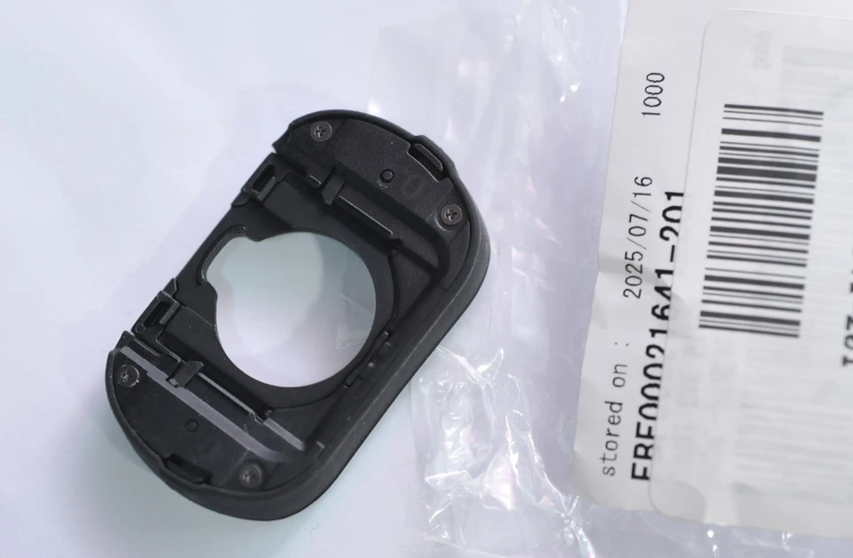 Fujifilm OEM Eyecup for X-T4, X-T5, X-H2, X-H2S, GFX 50S II, GFX 100S - Image 2 of 2