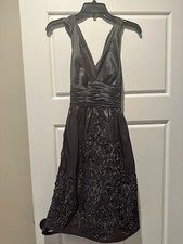 Adrianna Papell Boutique Grey Ruched V Neck Floral Applique Dress Size 4