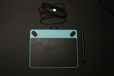 Wacom Intuos Creative Drawing Tablet CTL-490 USB with Pen