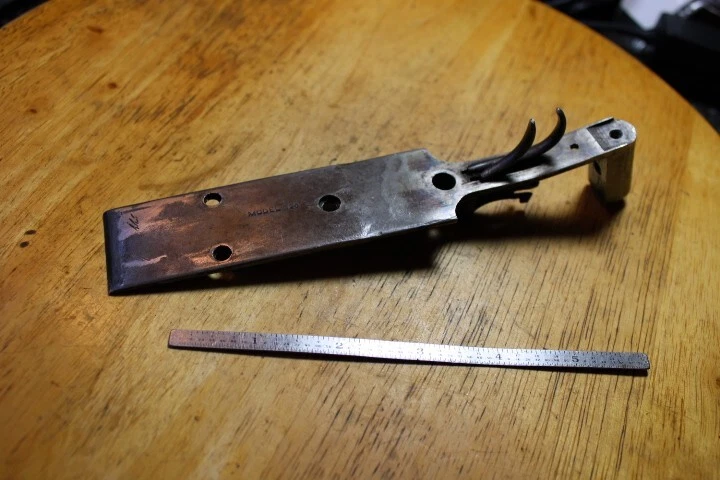 Stevens 325, 16 ga, piezas usadas, protector de gatillo con gatillos 8-29 Foto 2 de 4