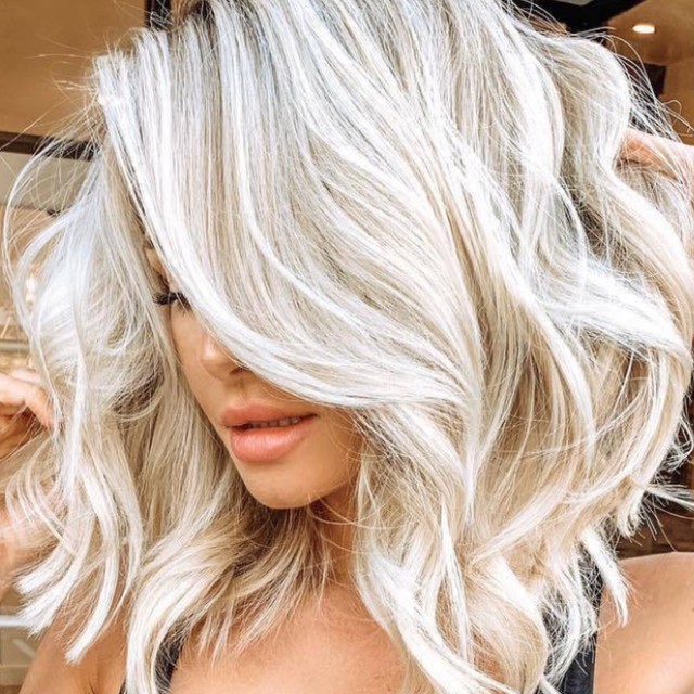 White Chandy Wig Pop Singer Hair Covers Eyes Chandelier Womens