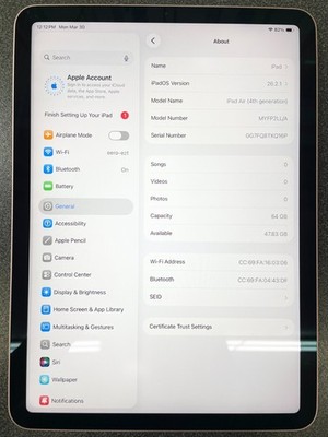 Apple iPad Air 10.9'' 4th Gen  64GB Wi-Fi-Rose Gold -  Bundle