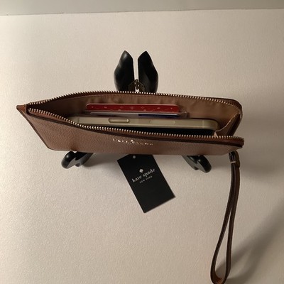 🎁 KATE SPADE Pebble Leather Ginger Brown Med L-Zip Wristlet