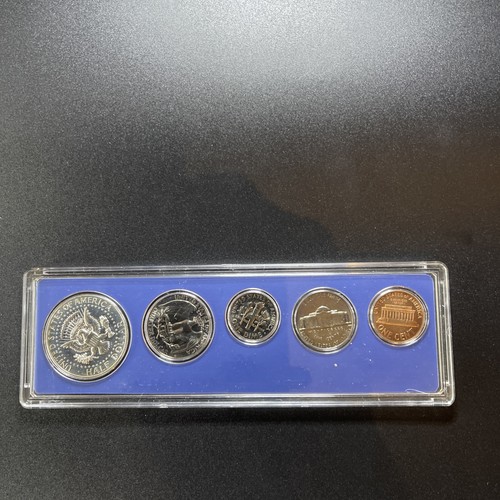 1967 US Special Mint Set SMS 5 Coins with 40% Silver Kennedy Half Dollar and Box - Picture 9 of 21