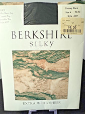 Berkshire 4527 Extra Wear Silky Sheer Control Top Pantyhose Fantasy Black Sz 4