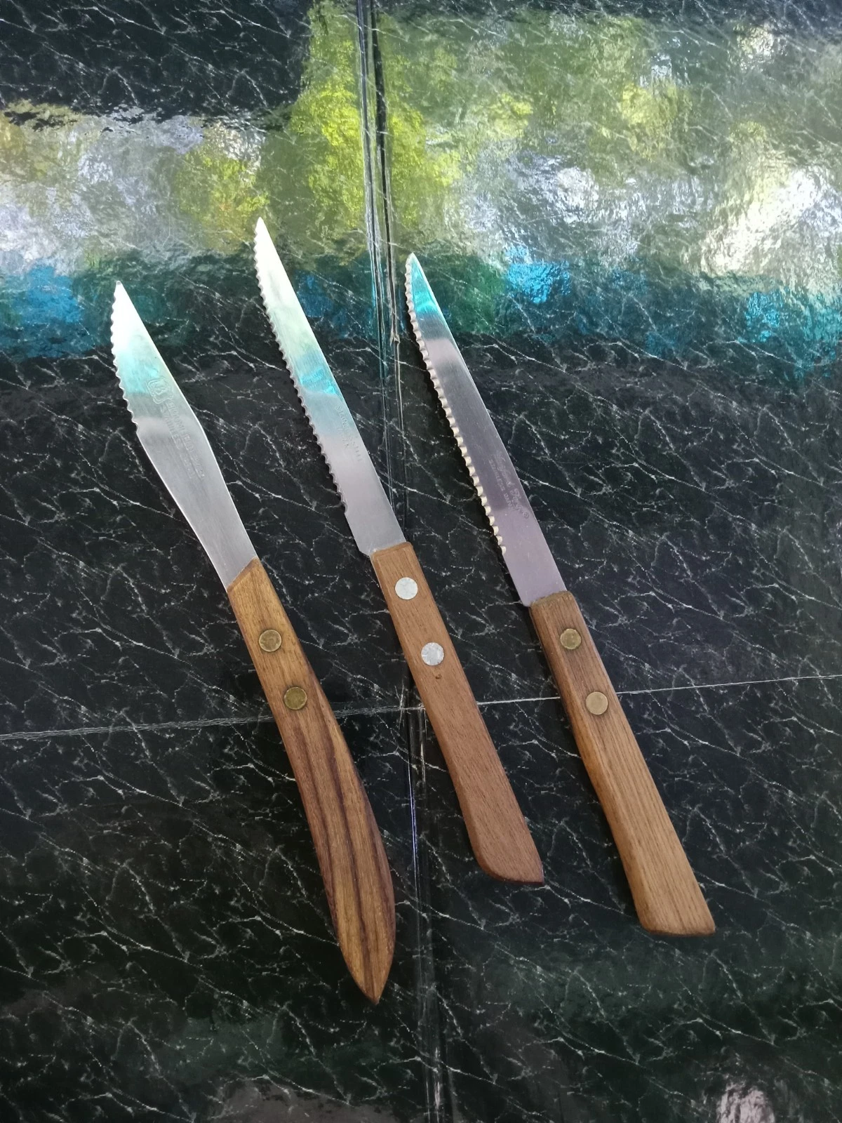 Vintage Set Of Japan Made Serrated Kitchen Steak Knives Collectors Wooden Handle