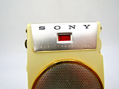 Vintage Beautiful Rare 1958 Sony TR-610 Six Transistor Handheld AM