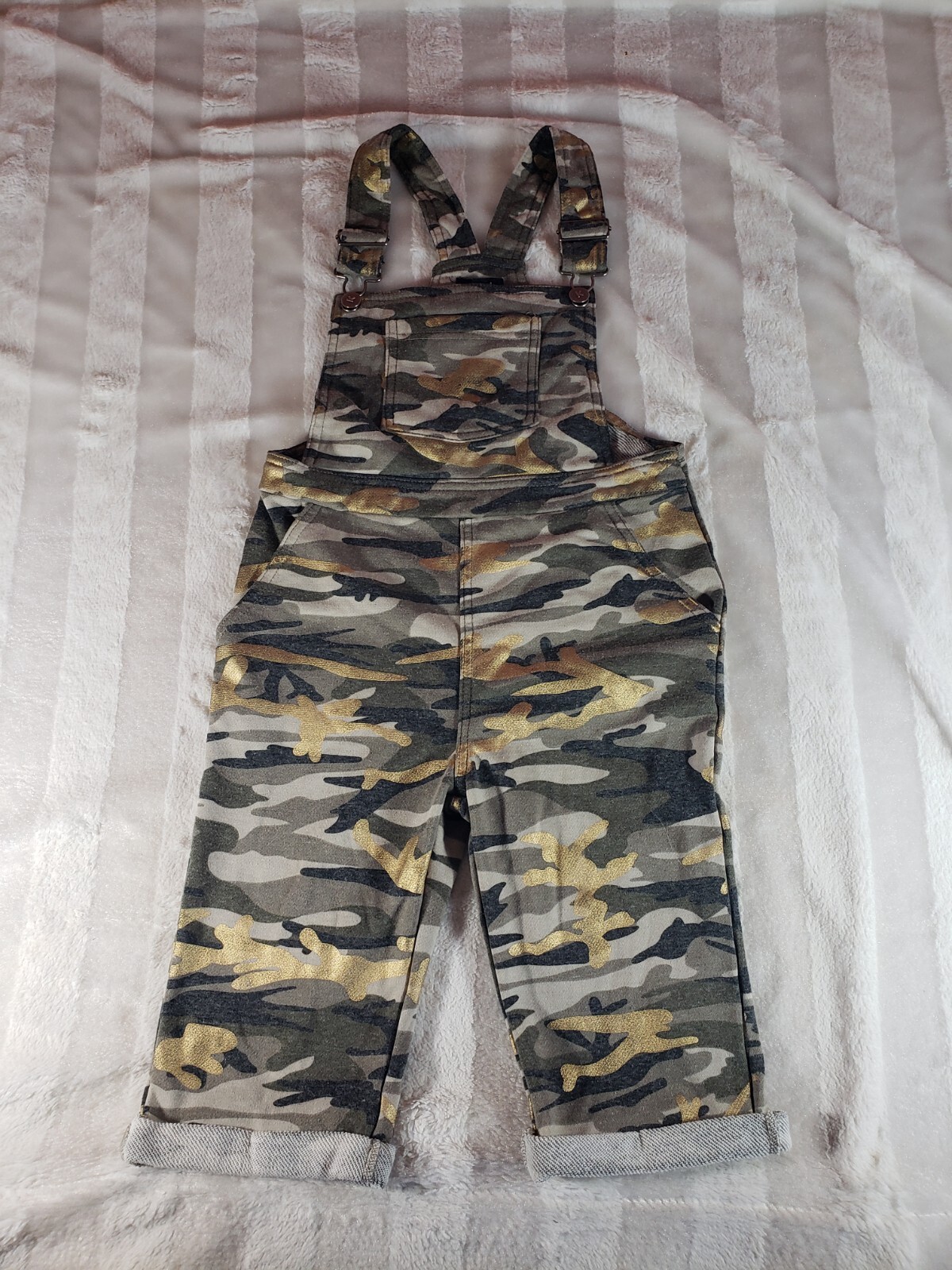 Picture 1 of 11